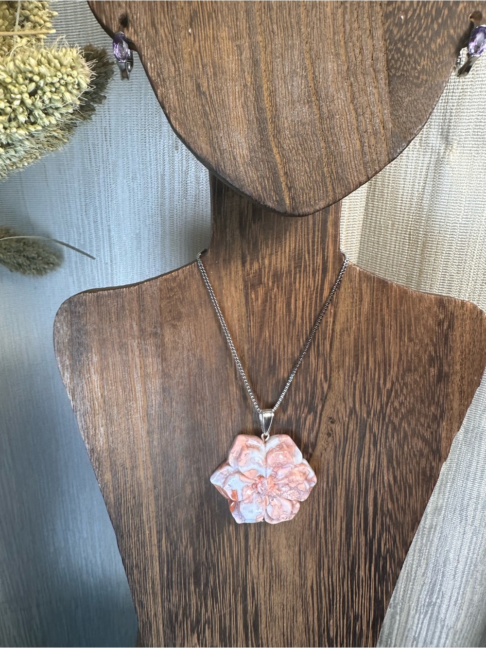 RESERVED FOR CG Petal Agate Flower Pendant Necklace on Chain - Picture 10 of 16